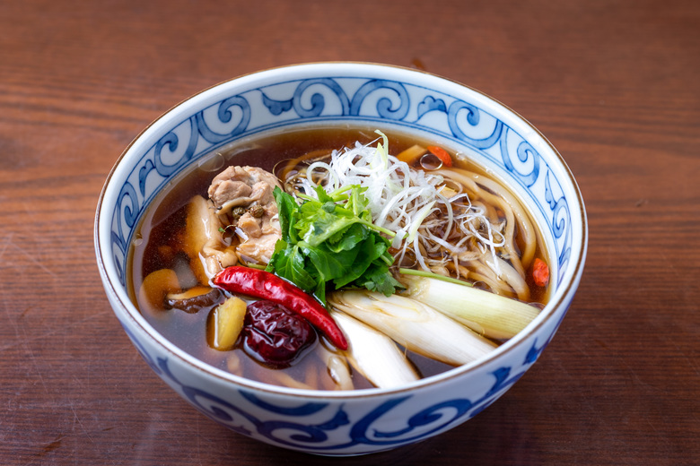 山せみ 代々木上原本店 Chompy チョンピー 国内発の新しいフードデリバリー