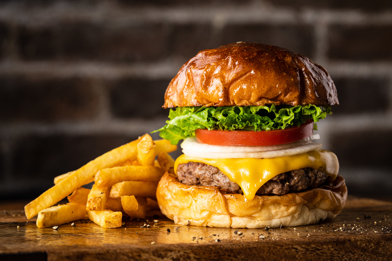 Eight Burger S Tokyo Chompy チョンピー 国内発の新しいフードデリバリー