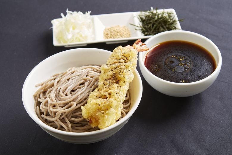 なぜ蕎麦にラー油を入れるのか 池袋南口店 Chompy チョンピー 国内発の新しいフードデリバリー なぜ蕎麦にラー油を入れるのか 池袋南口店 Chompy チョンピー 国内発の新しいフードデリバリー