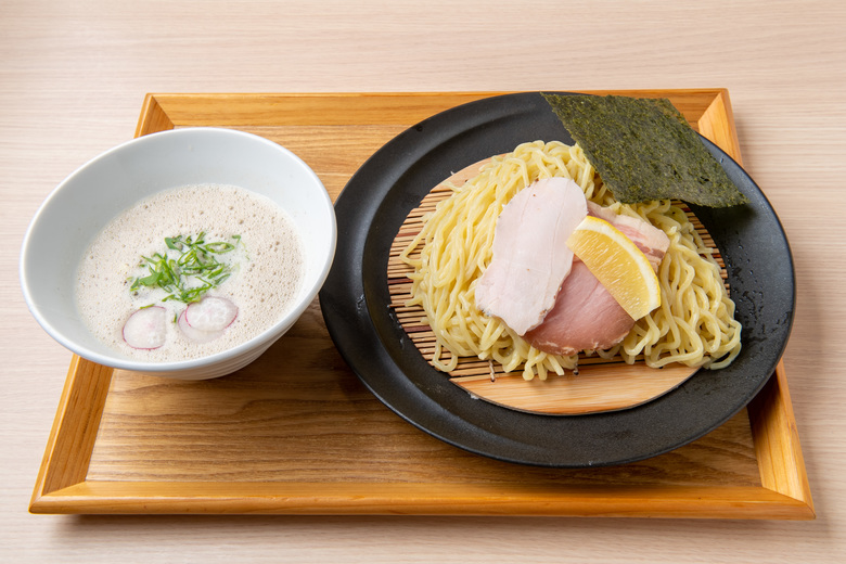 Ramen Cafe De Iino Chompy チョンピー 国内発の新しいフードデリバリー